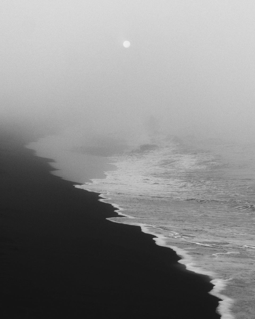 Archillect ID 313947