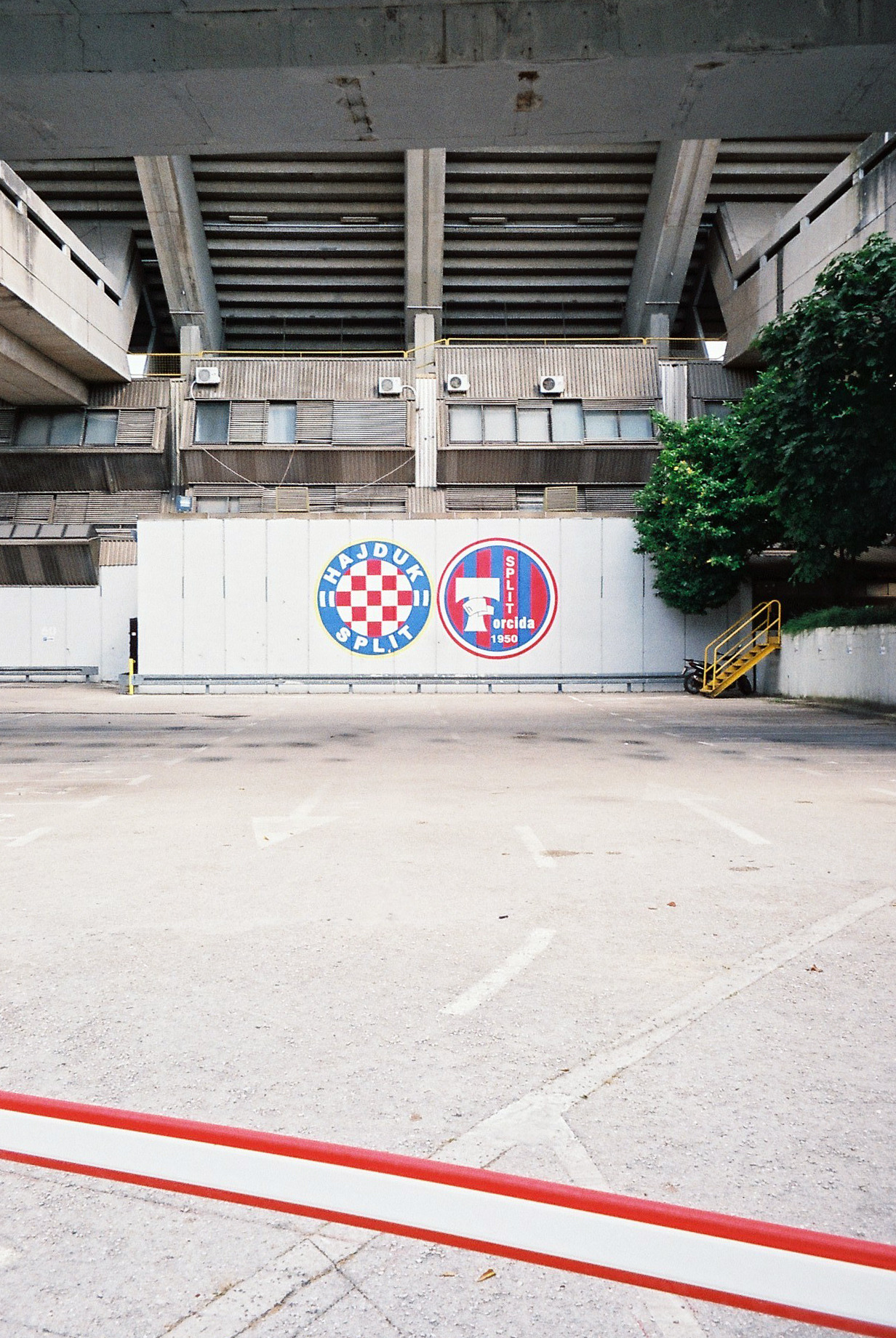 Archillect ID 316403