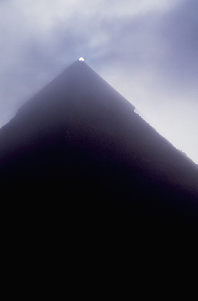 Archillect ID 317372