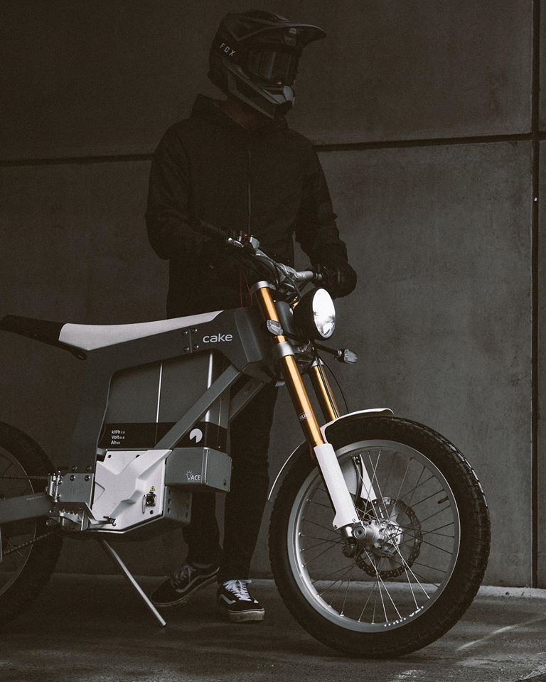 Archillect ID 317493
