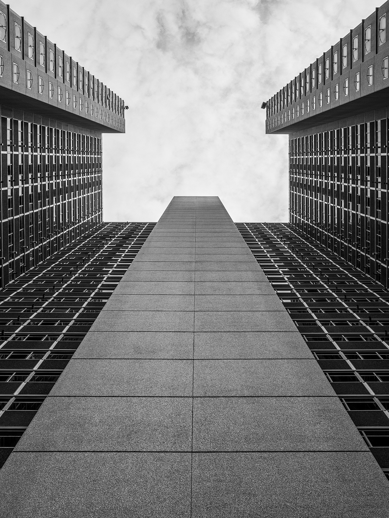 Archillect ID 318292
