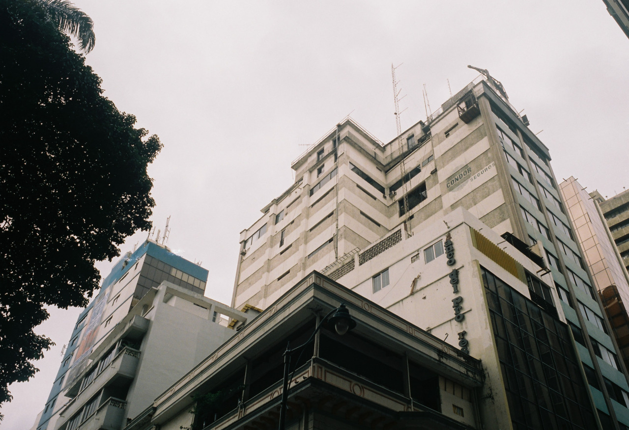 Archillect ID 319274