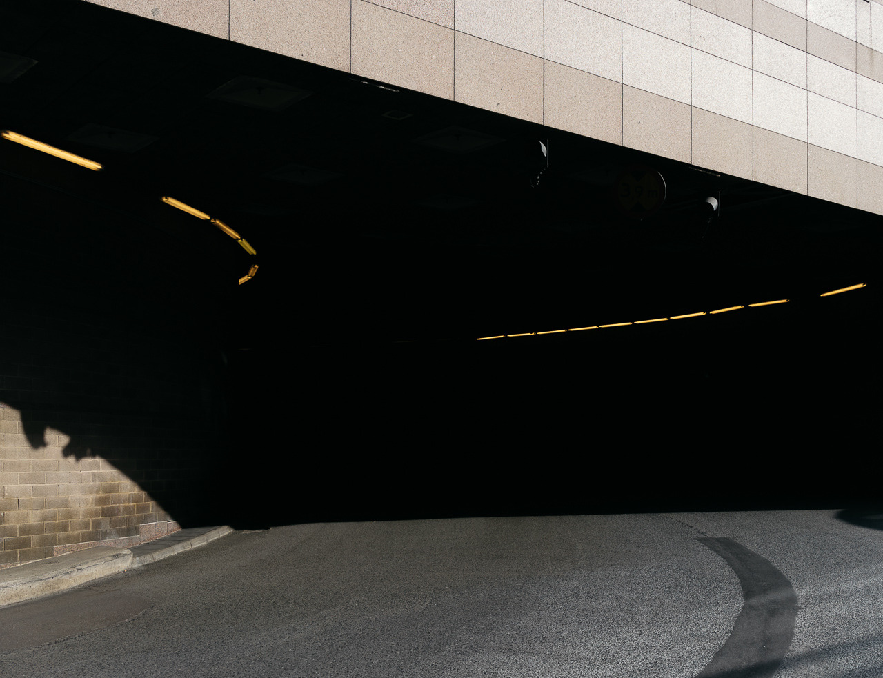 Archillect ID 319530