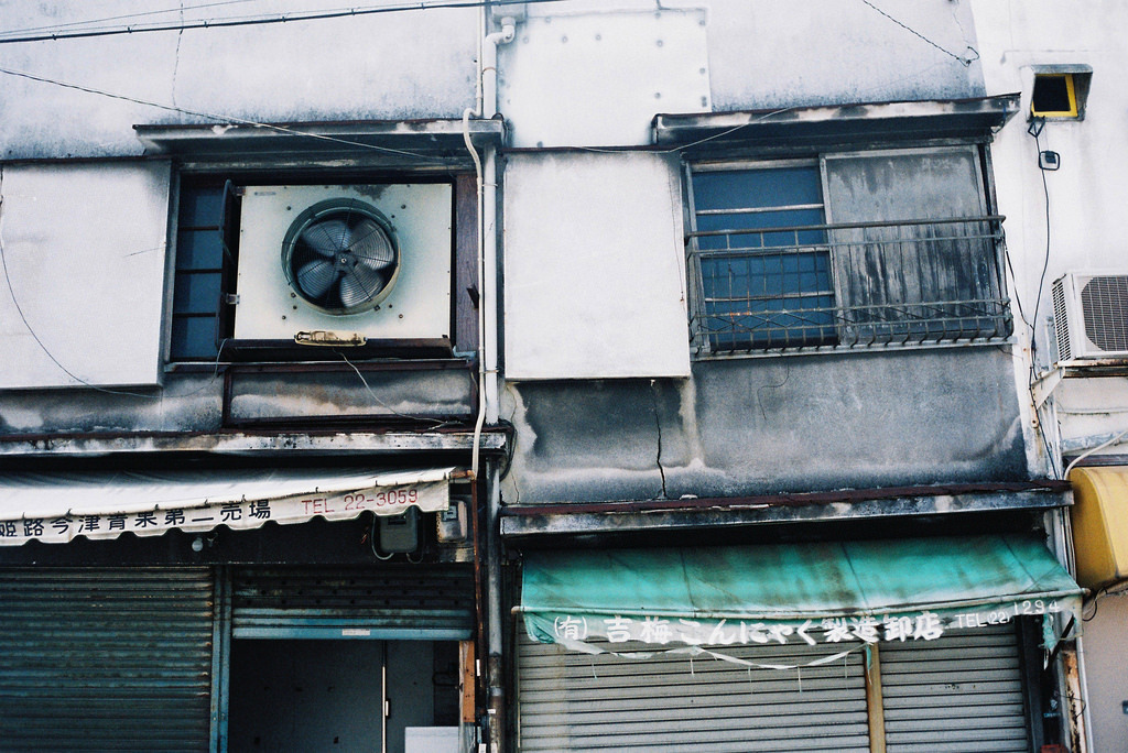 Archillect ID 319609