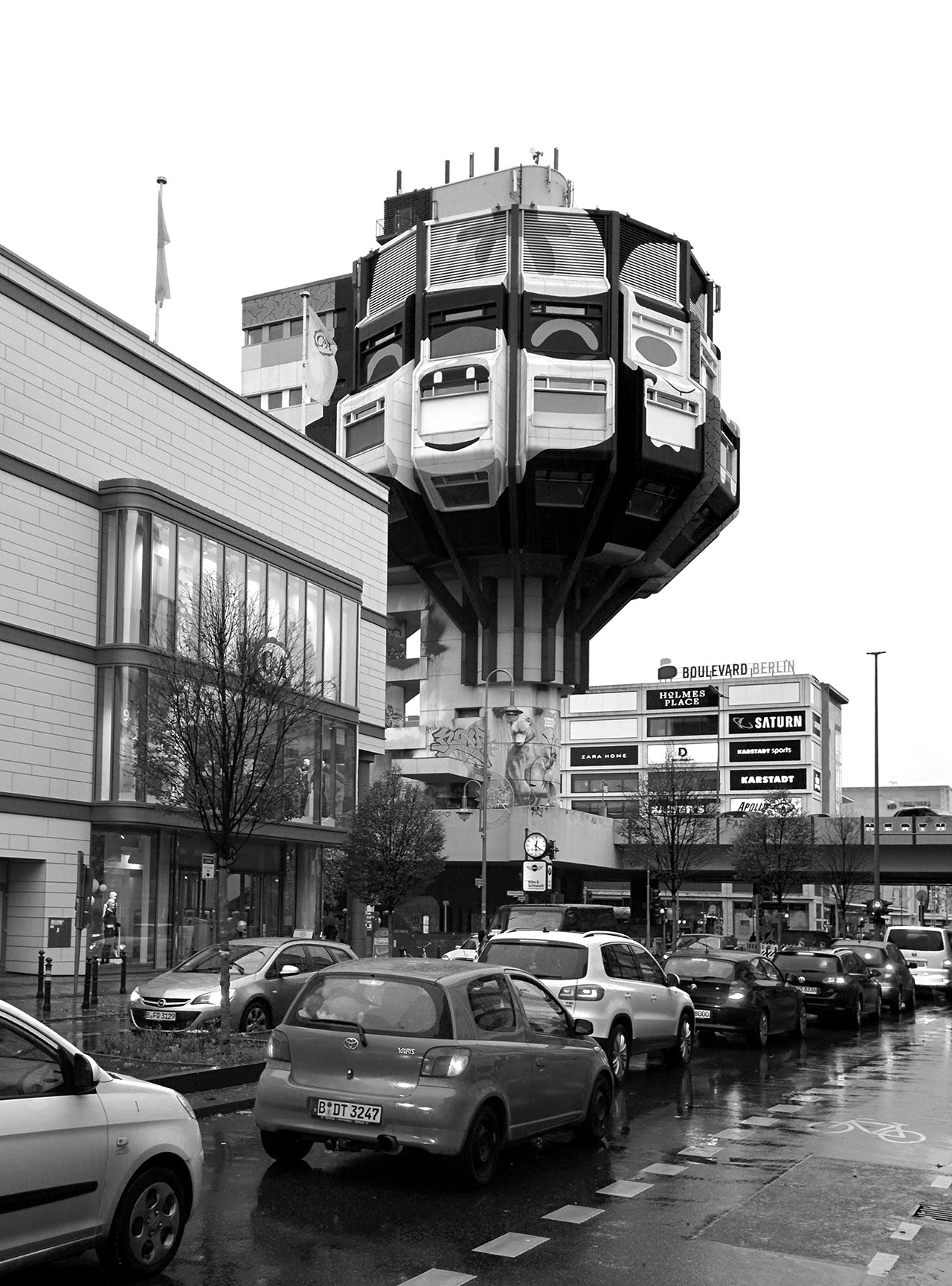 Archillect ID 320589