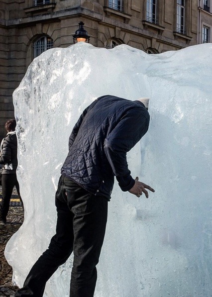 Archillect ID 321473