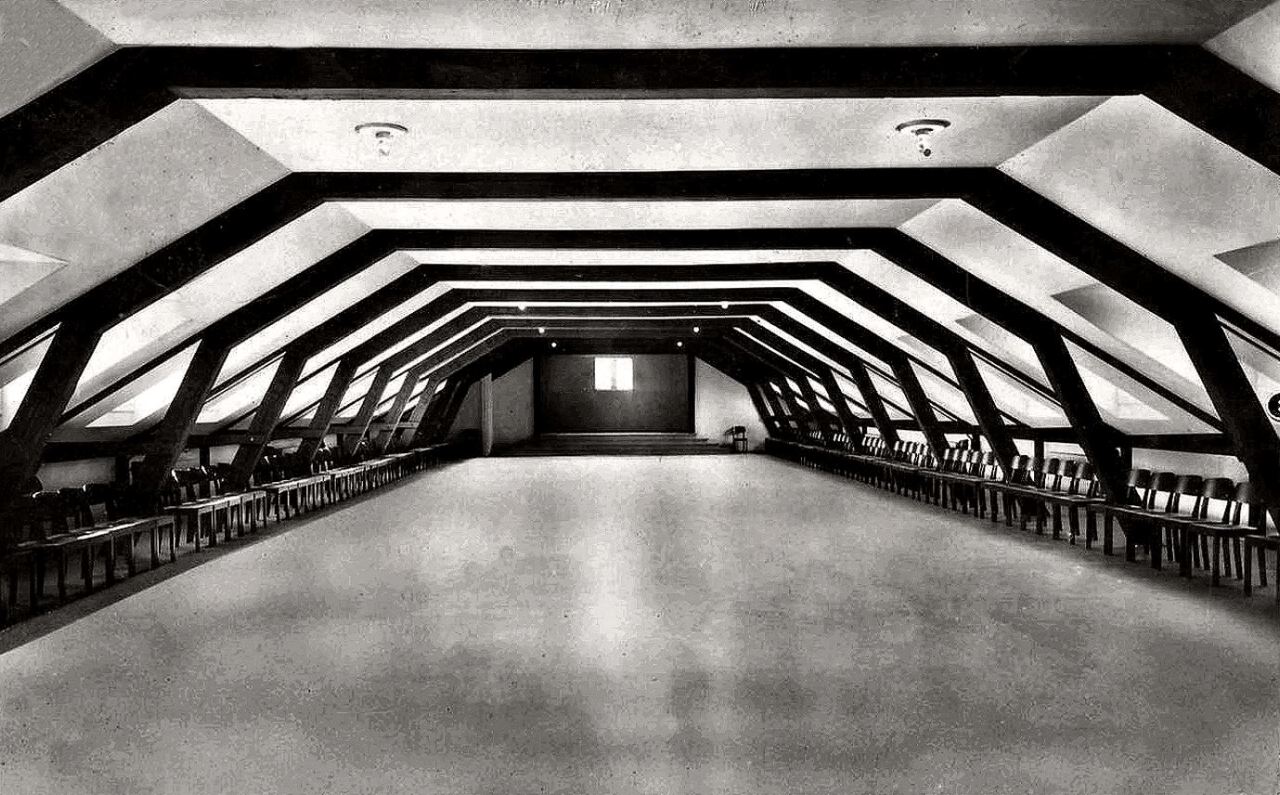 Archillect ID 322536