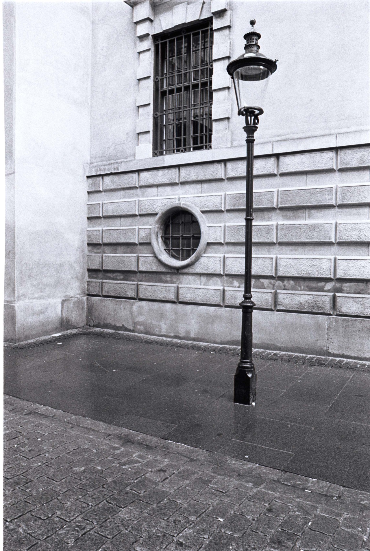 Archillect ID 323452