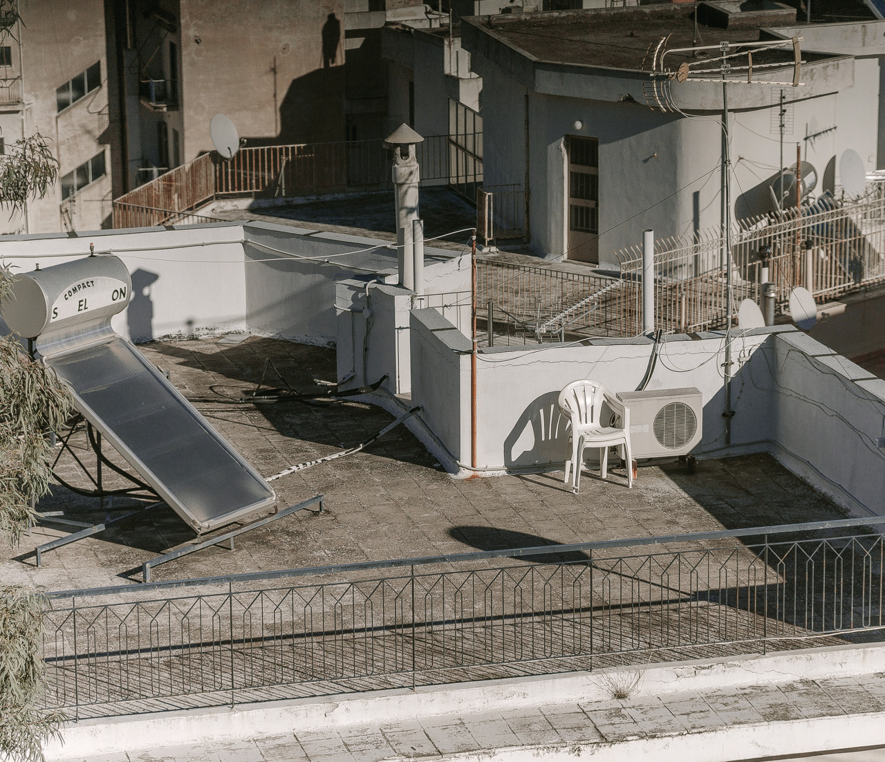Archillect ID 323864