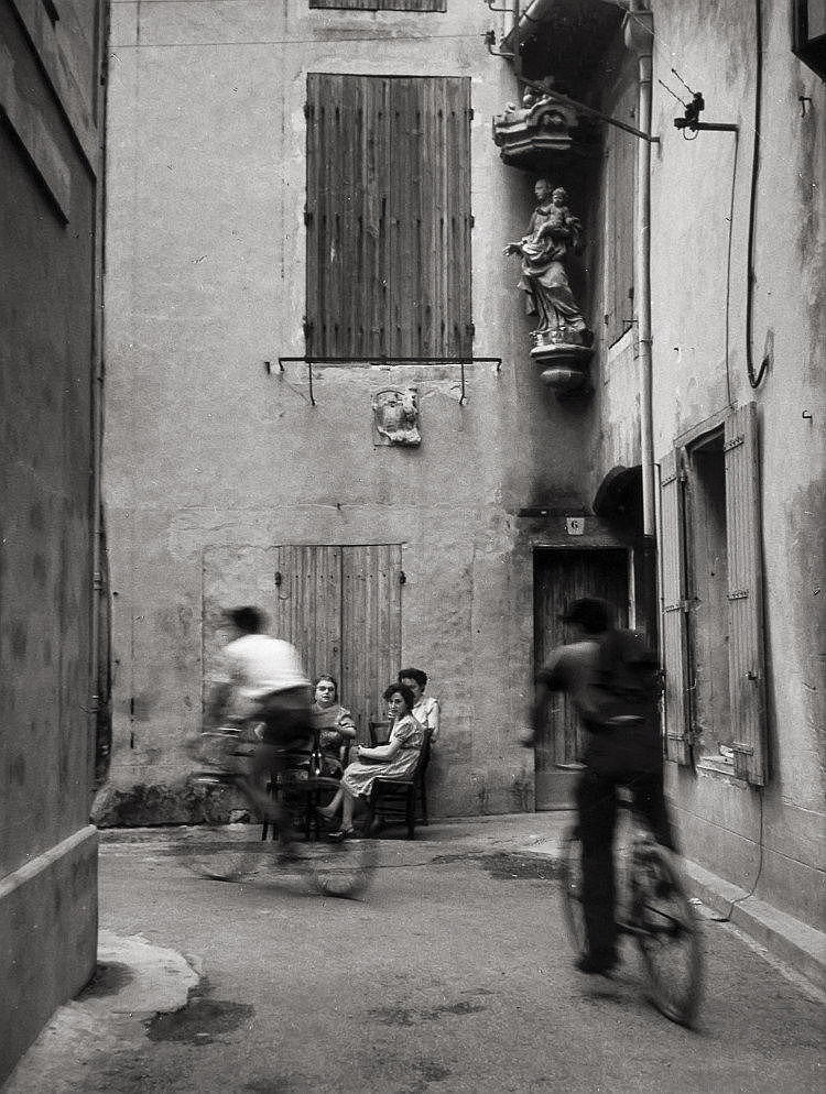 Archillect ID 324240
