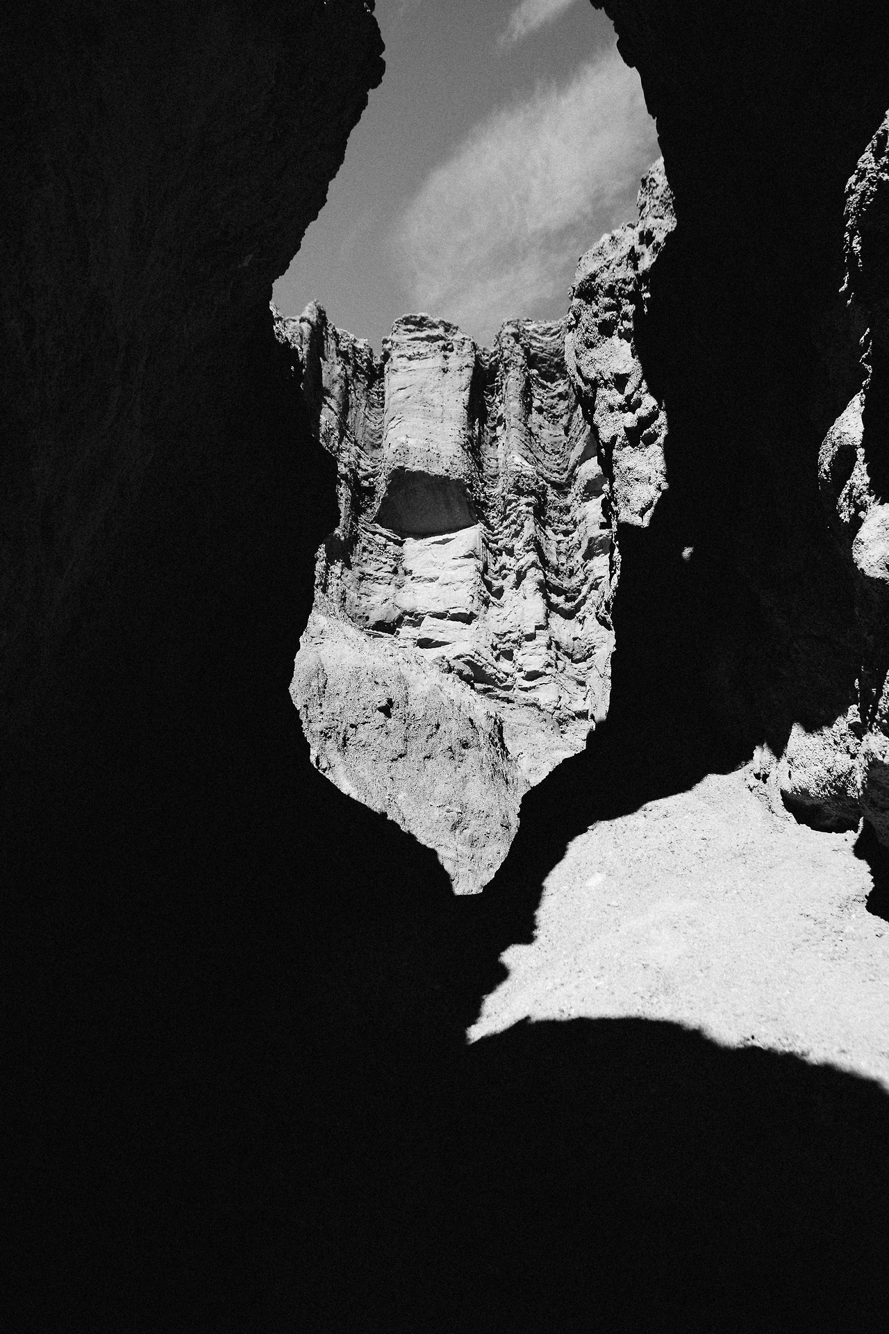 Archillect ID 325470