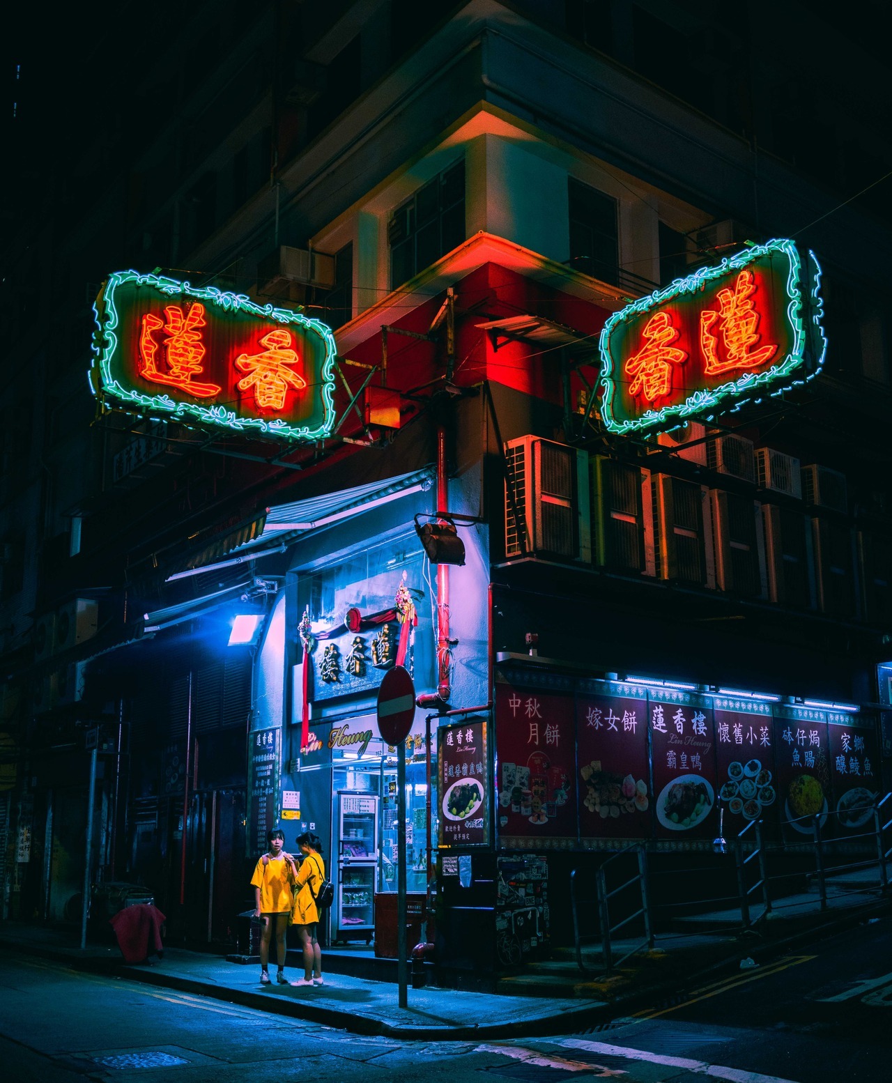 Archillect ID 326332