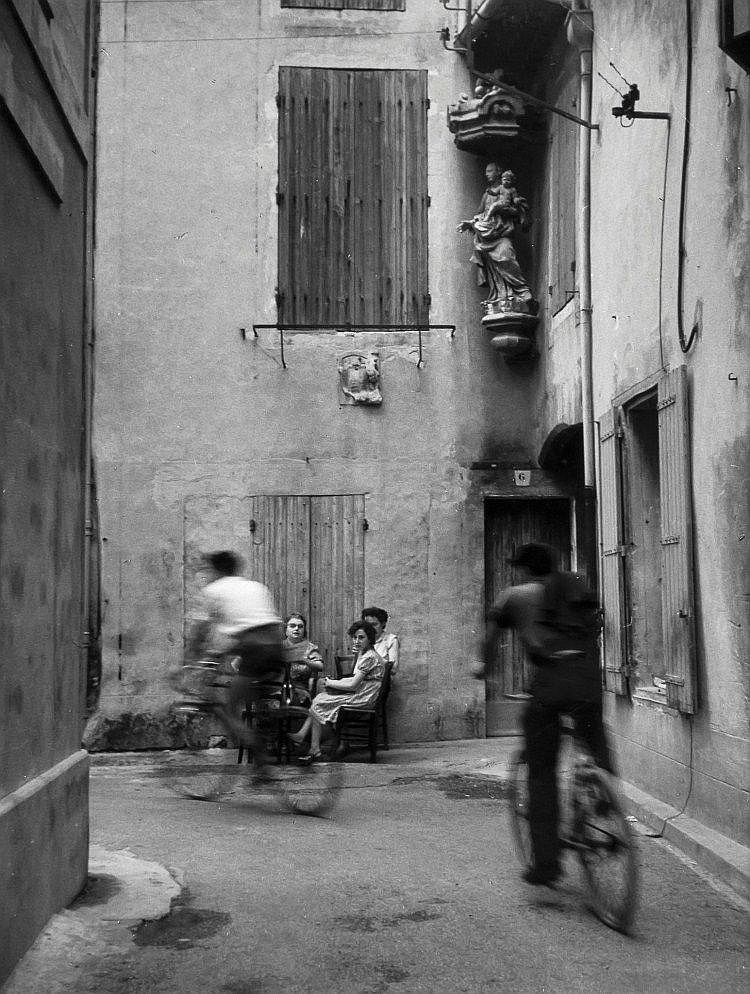 Archillect ID 326582