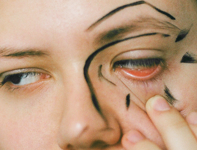 Archillect ID 326726
