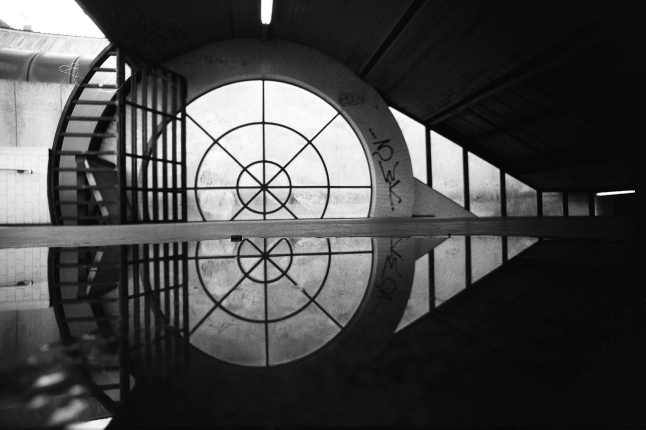Archillect ID 327562