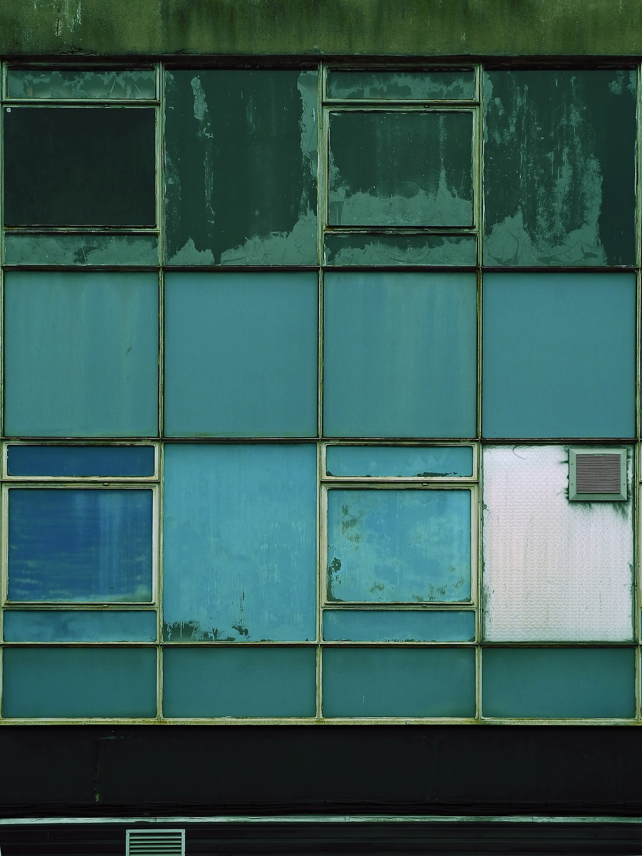 Archillect ID 328006