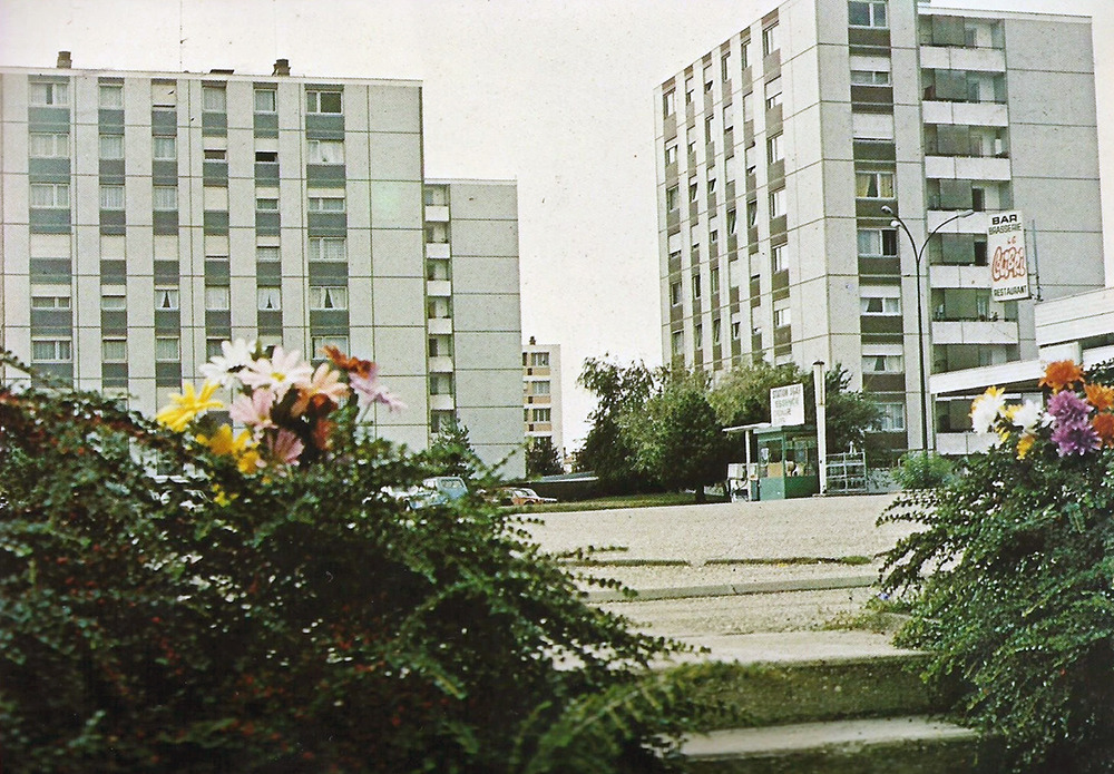 Archillect ID 328123
