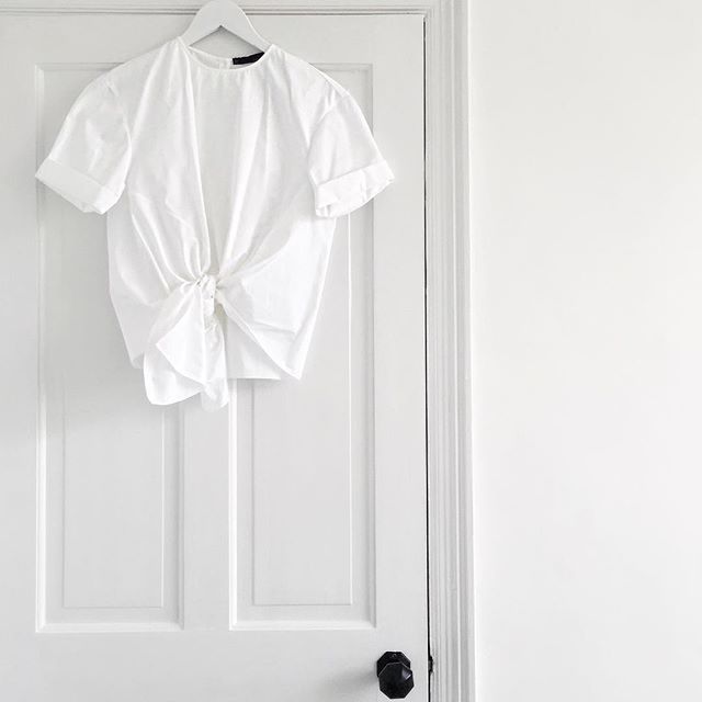 Archillect ID 328374