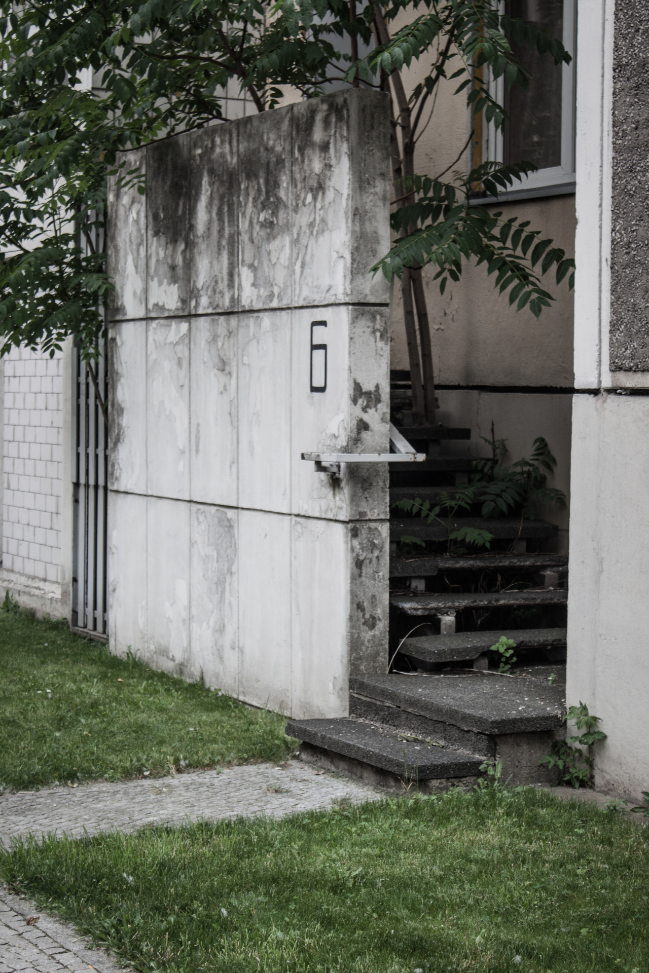 Archillect ID 329452