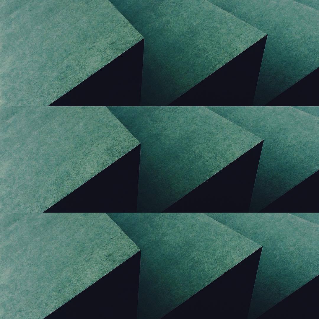 Archillect ID 329883