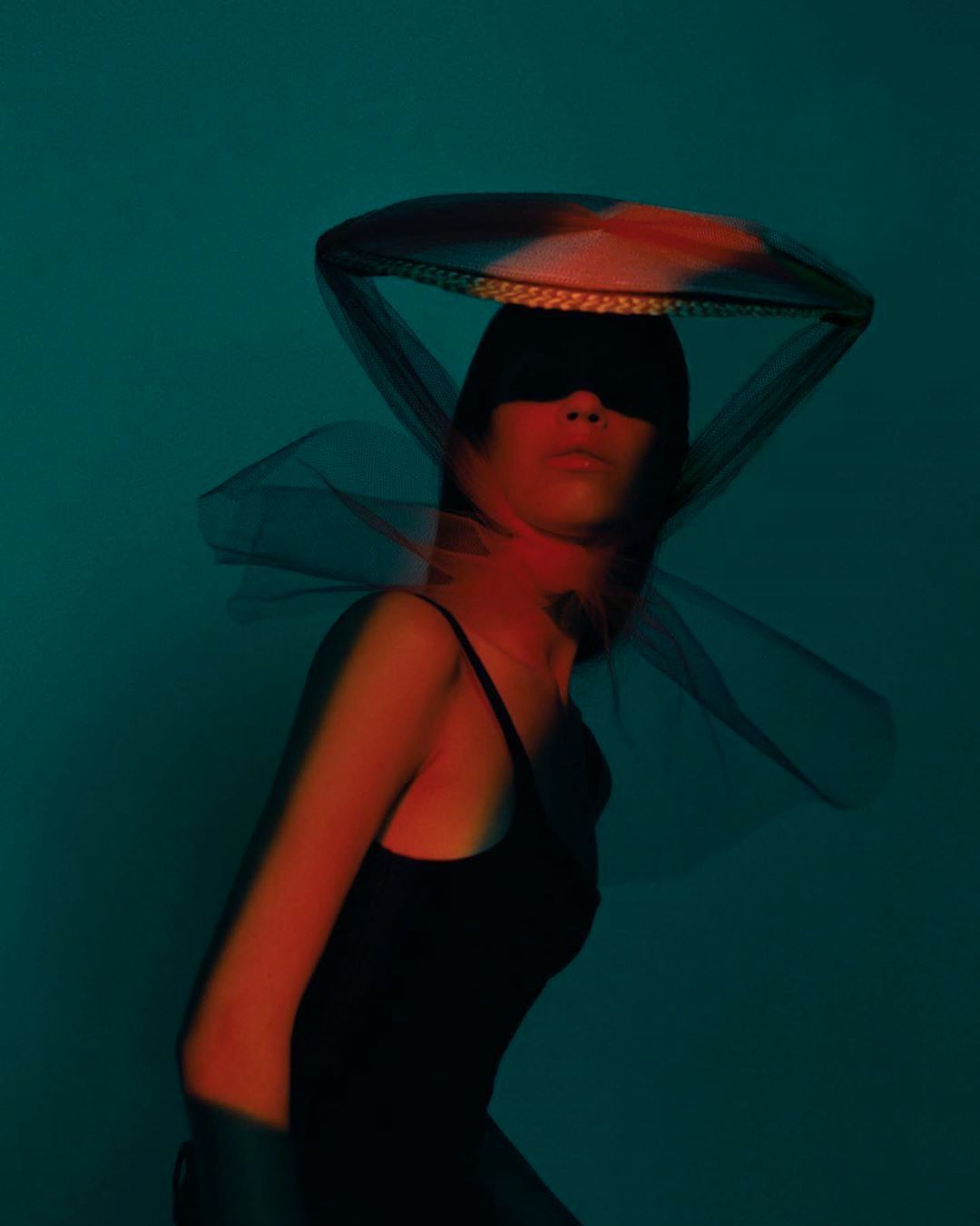 Archillect ID 329921