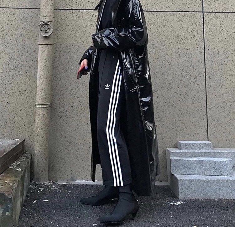 Archillect ID 330003