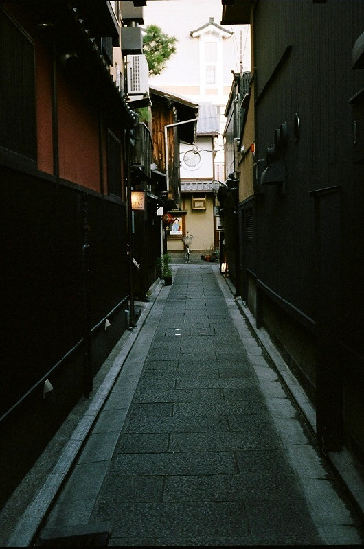 Archillect ID 330417