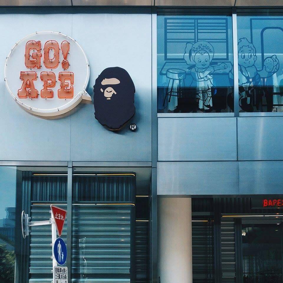 Archillect ID 330999