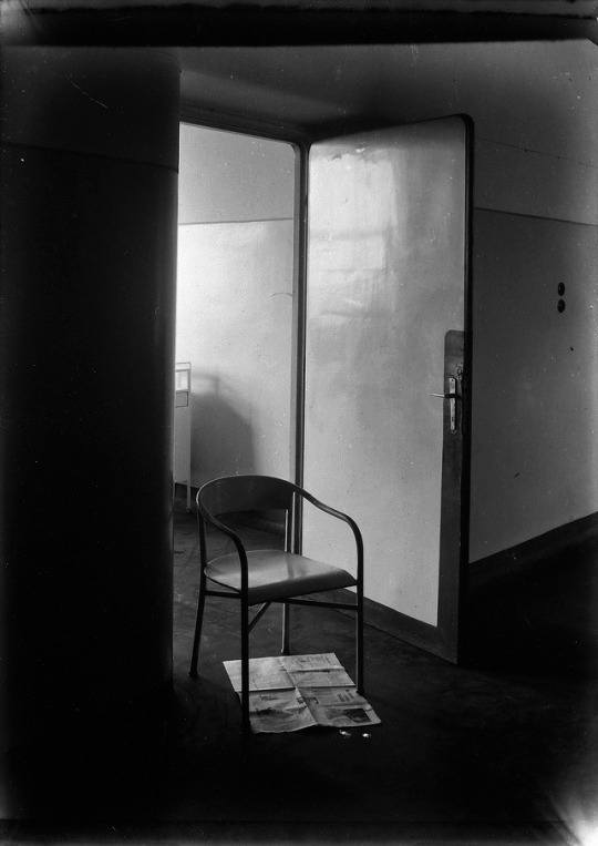 Archillect ID 331709