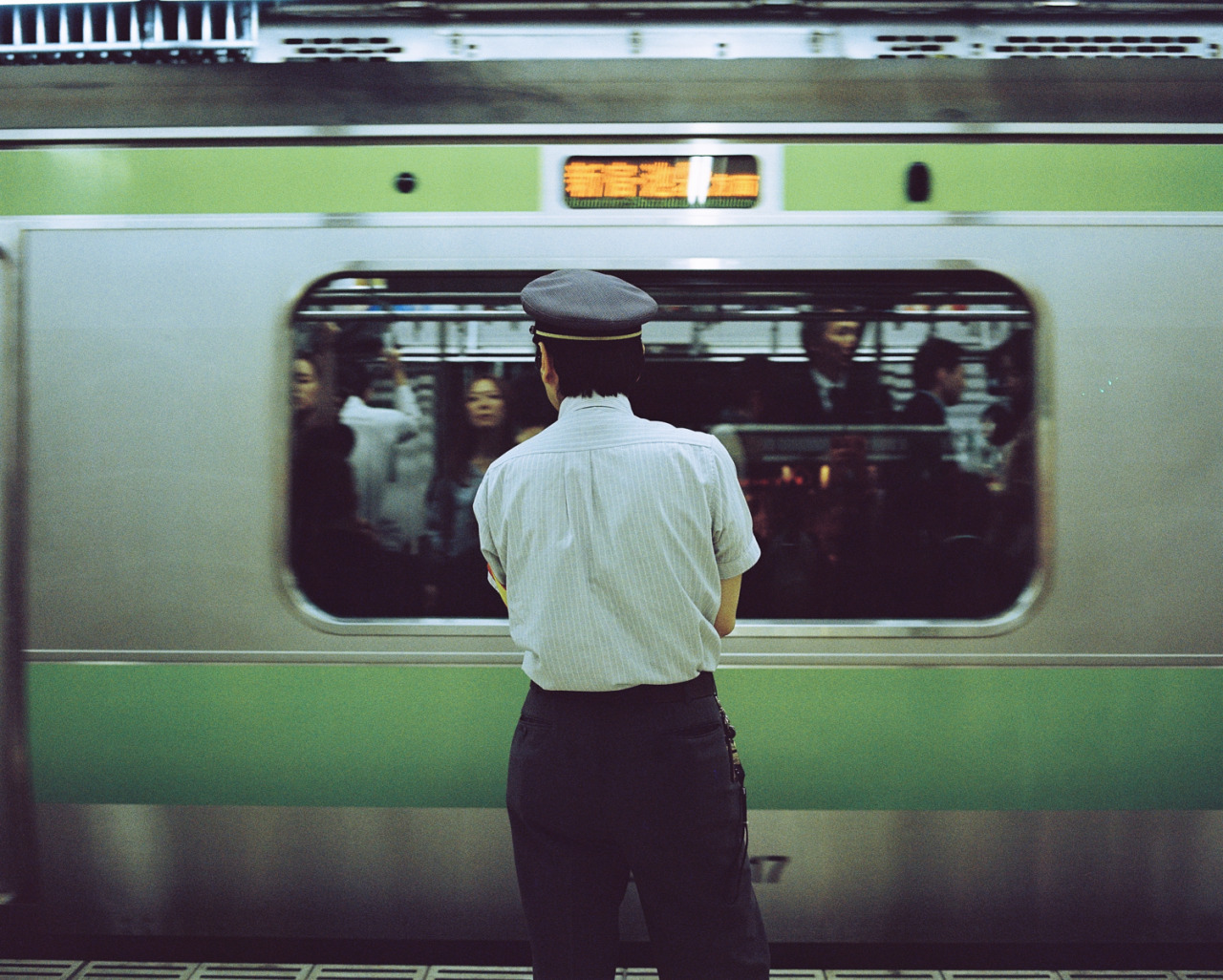 Archillect ID 332689