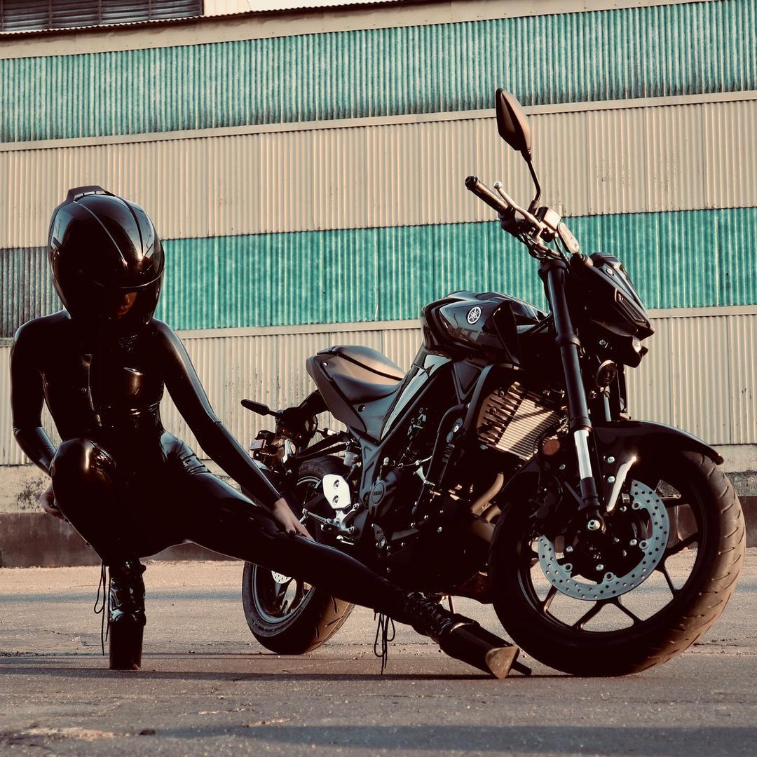 Archillect ID 333669
