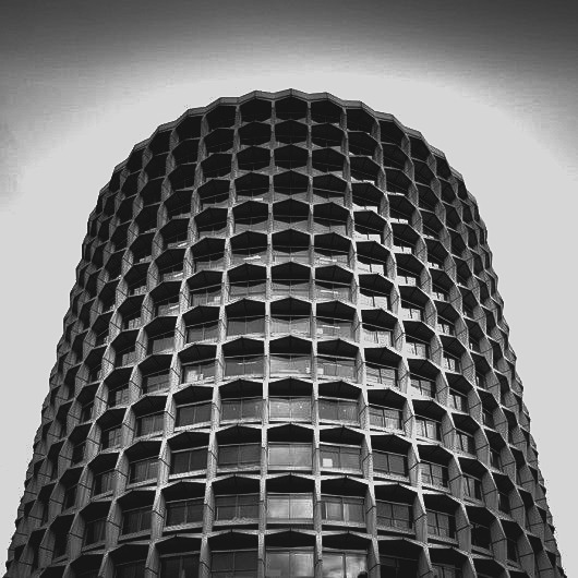 Archillect ID 333917
