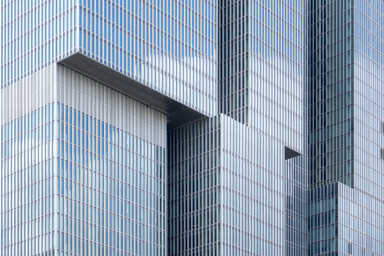 Archillect ID 335384