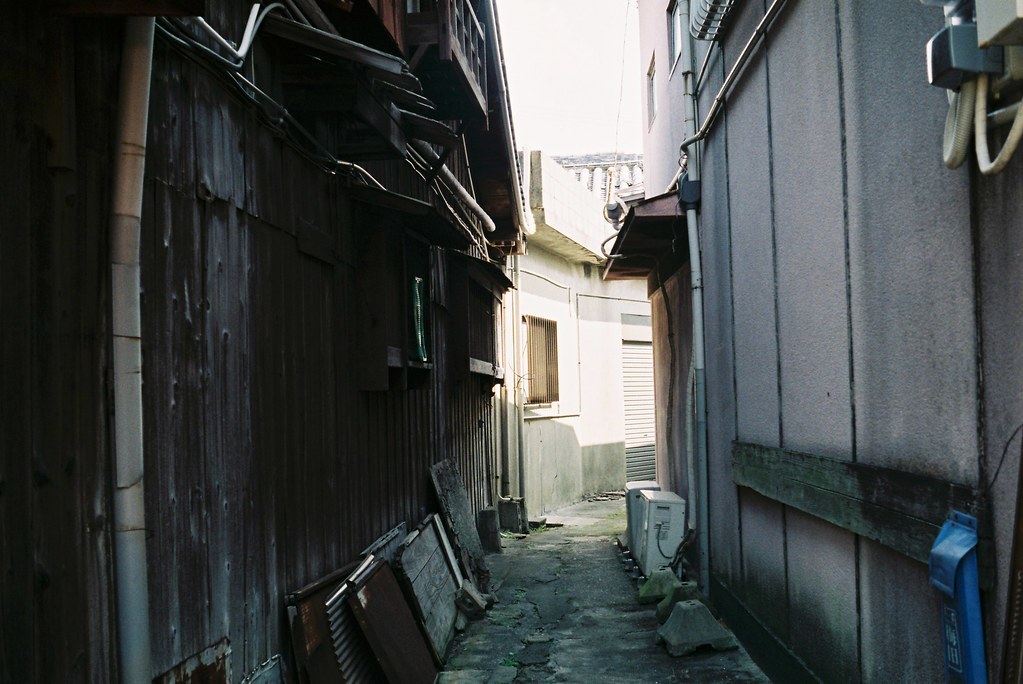 Archillect ID 335879