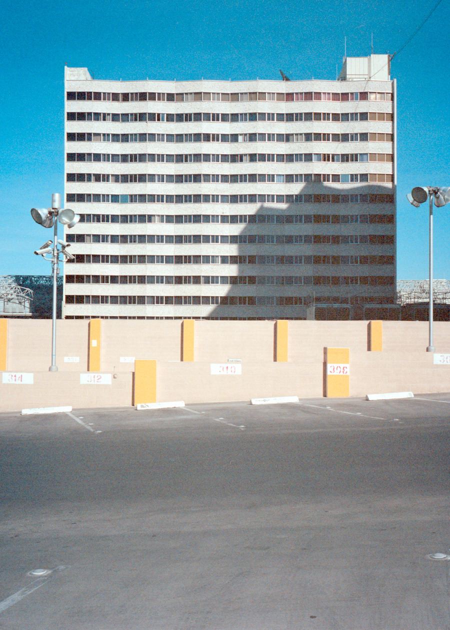 Archillect ID 337116