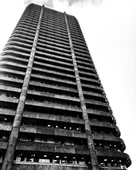 Archillect ID 337786