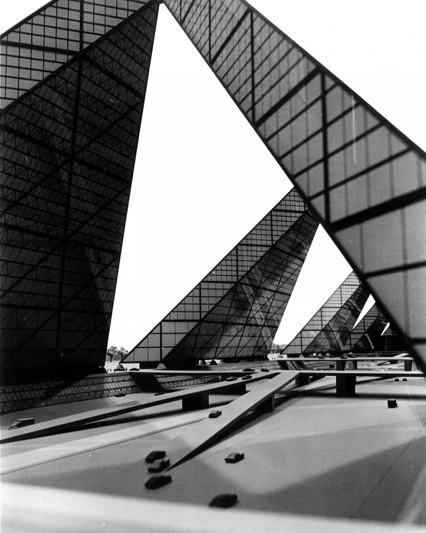 Archillect ID 337976