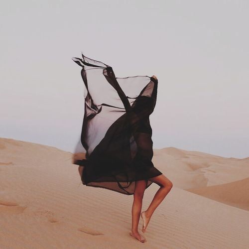 Archillect ID 338283