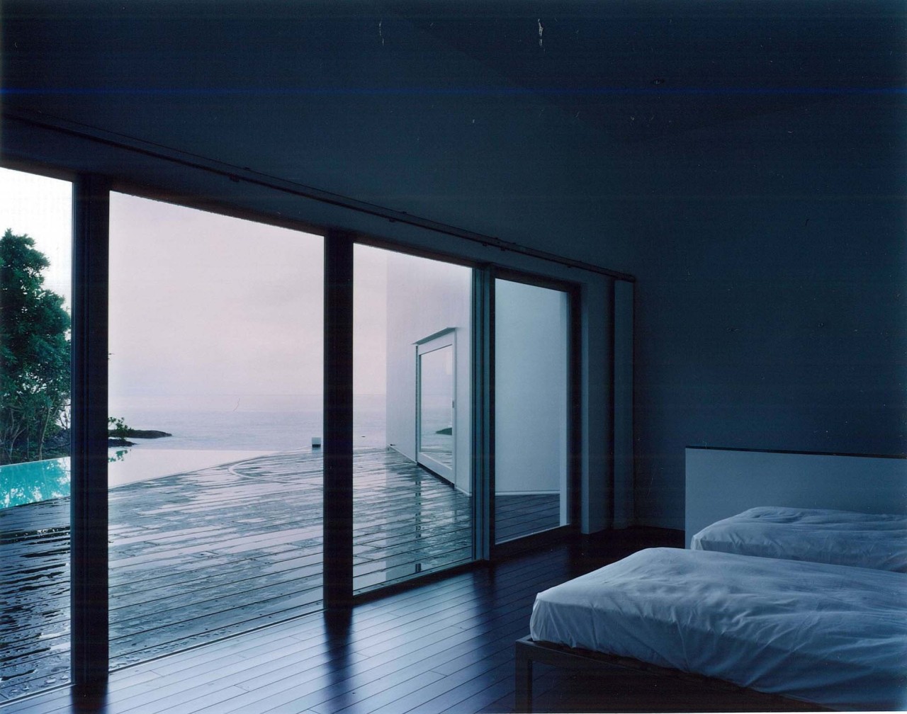 Archillect ID 338519