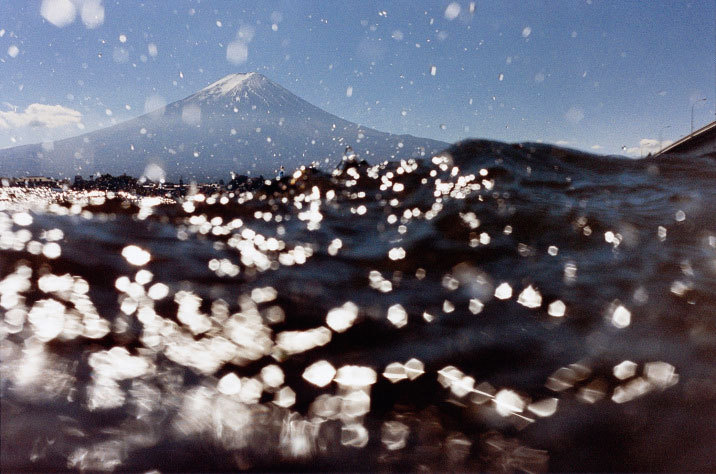 Archillect ID 338710