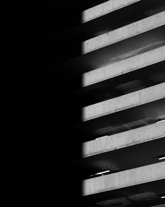 Archillect ID 338989