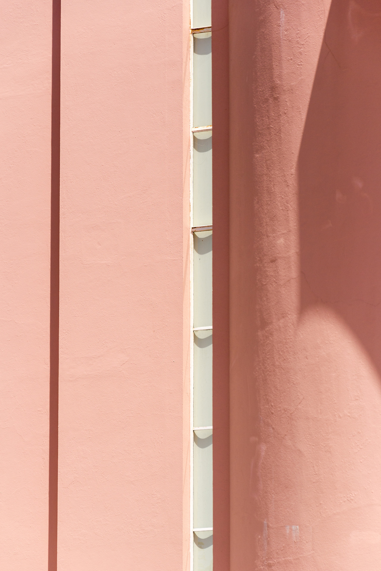 Archillect ID 339008