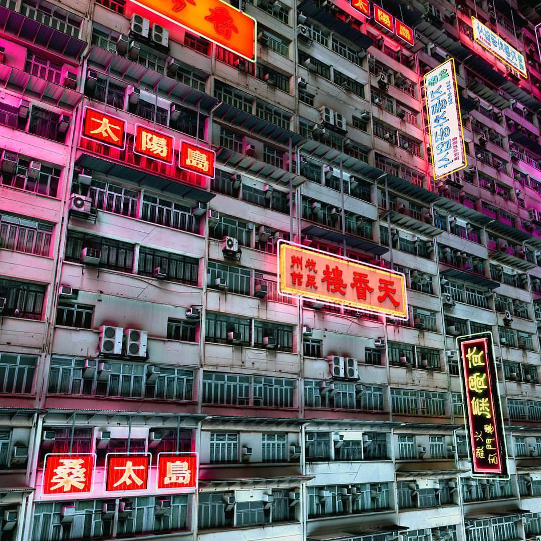 Archillect ID 339461