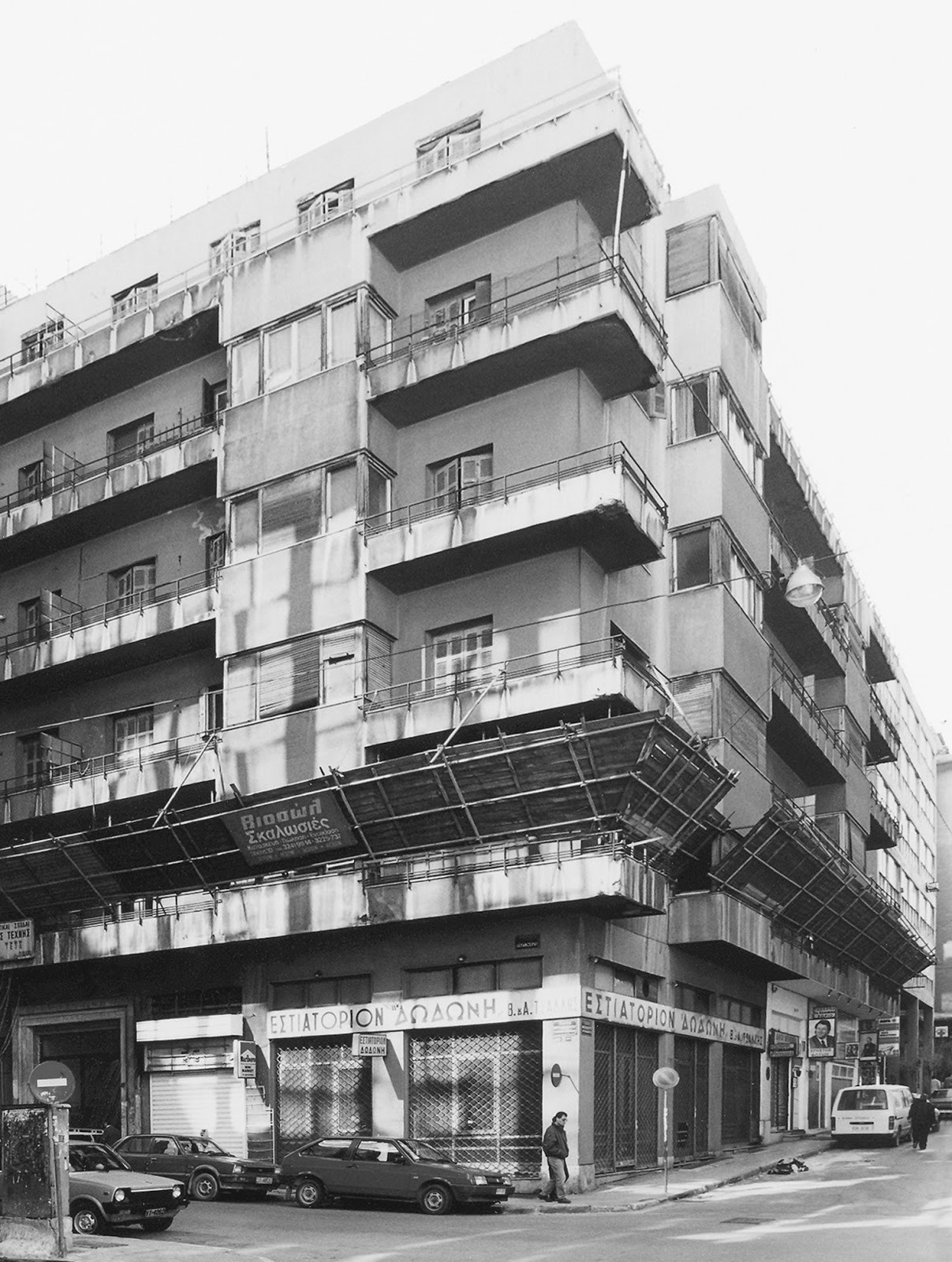 Archillect ID 339975