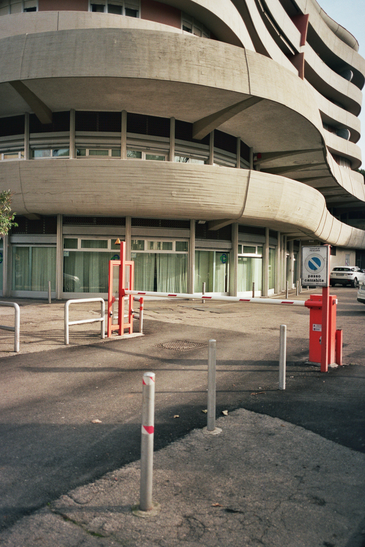 Archillect ID 340257
