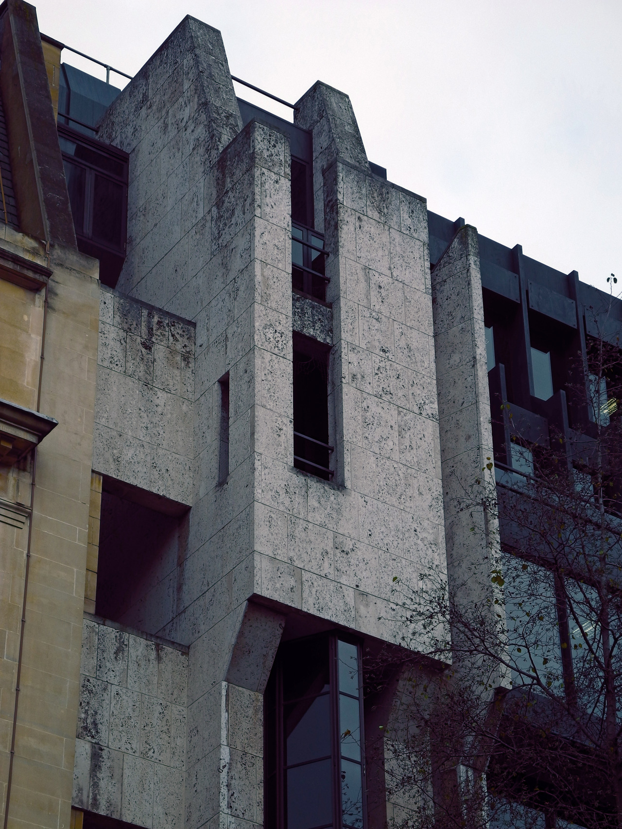 Archillect ID 341586