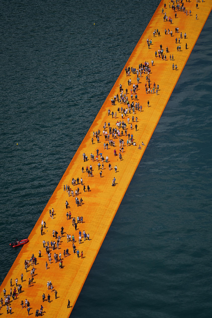 Archillect ID 342340