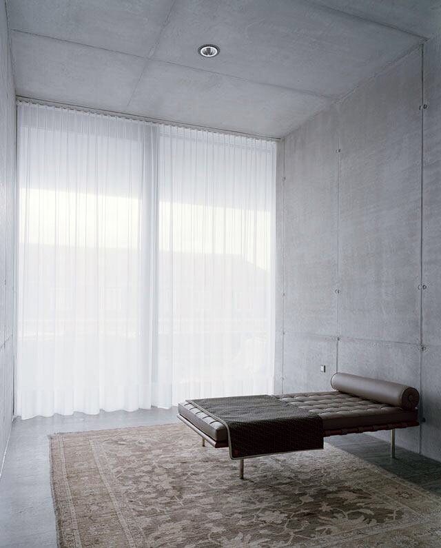 Archillect ID 342745