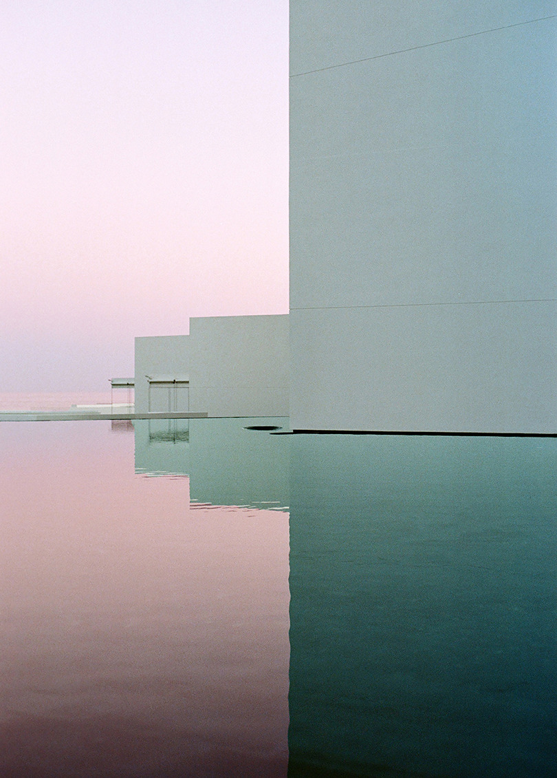 Archillect ID 343344