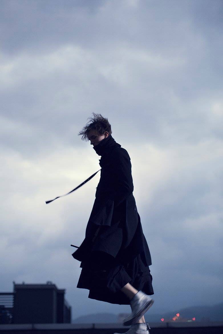 Archillect ID 343816
